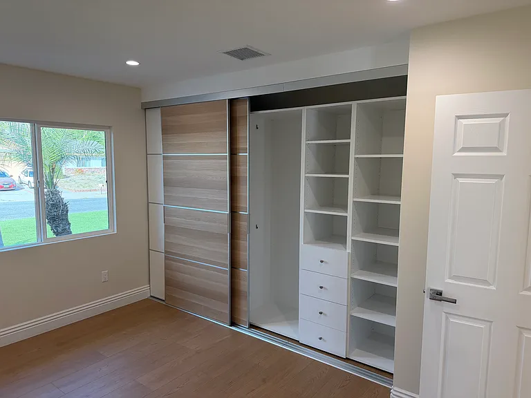 11575 Garrick Ave — Photo 27