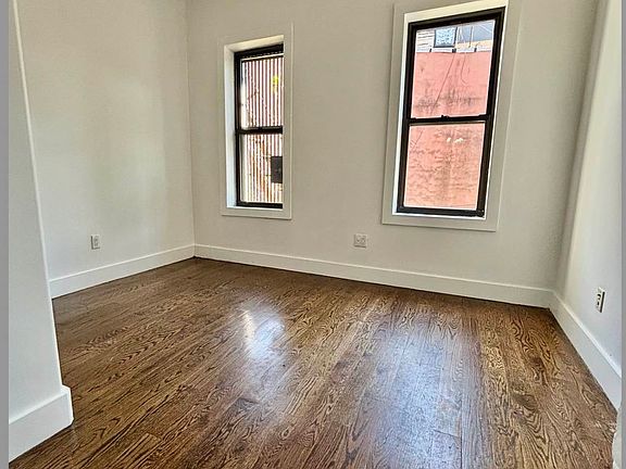 2nd image of 539 Marcy Ave APT 2L