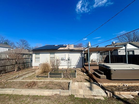 2nd image of 1042 E 37th St S