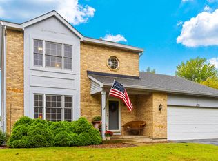 1179 Chickory Ridge Trl, Cary, IL 60013