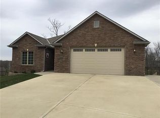 22110 E 33rd Terrace Ct S, Independence, MO 64057
