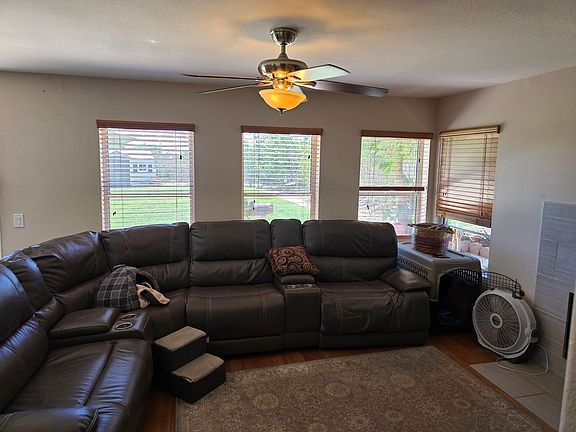 4th image of 3296 Brightwood Ct