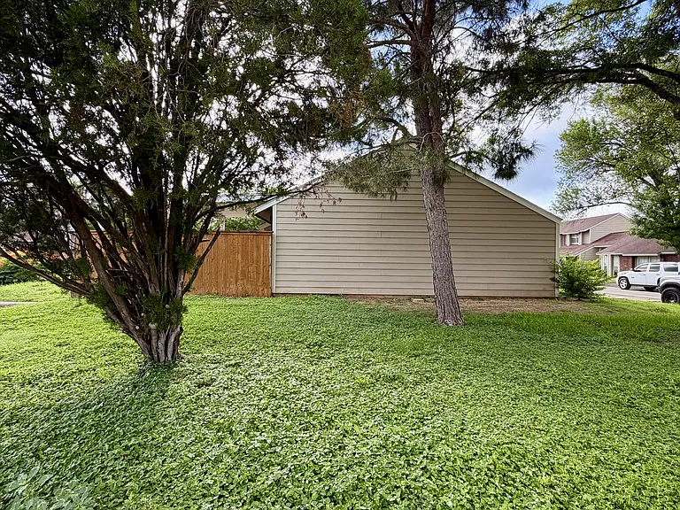 9140 Timber Path — Photo 27