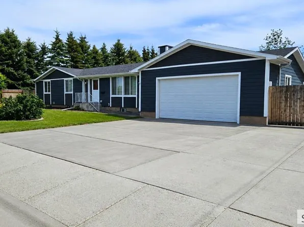 1875 McKinzie Ave, Idaho Falls, ID 83404