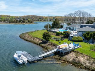 5 S Pond Rd, East Hampton, NY 11937