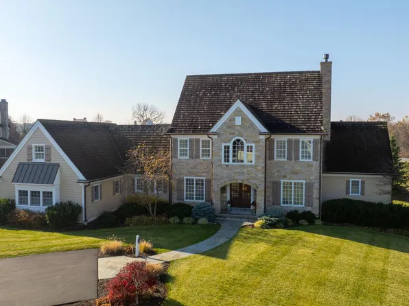 921 Bent Creek Dr, Lititz, PA 17543