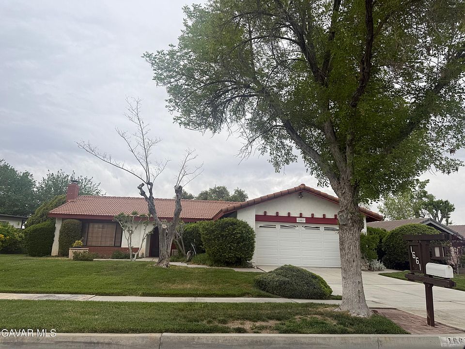 1st image of 1661 Staffordshire Dr