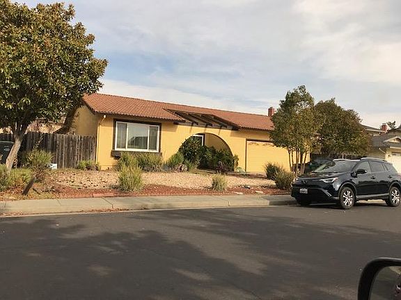 2nd image of 3508 Nantucket Dr