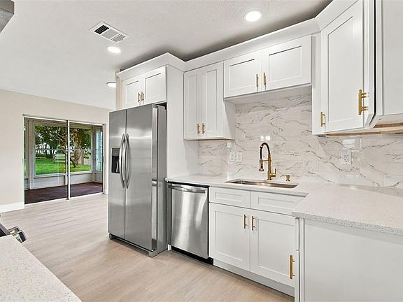 5th image of 9007 SPRING HILL DRIVE
