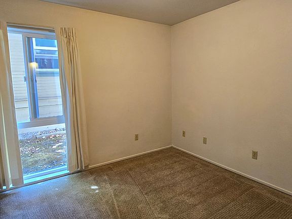 3rd image of 430 SW 7th St APT 10