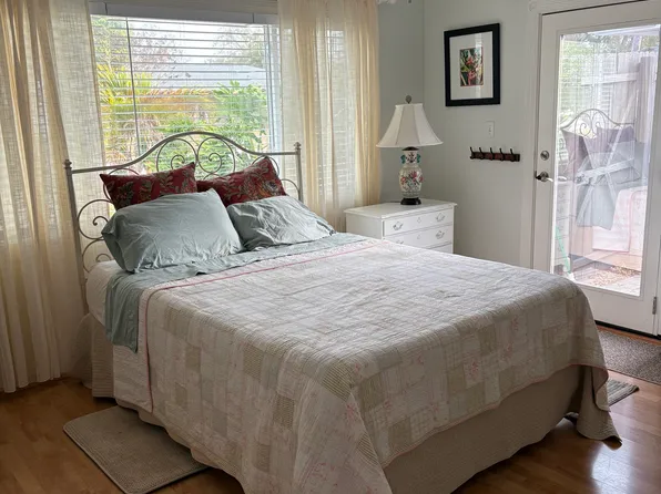 (undisclosed Address), Sarasota, FL 34239