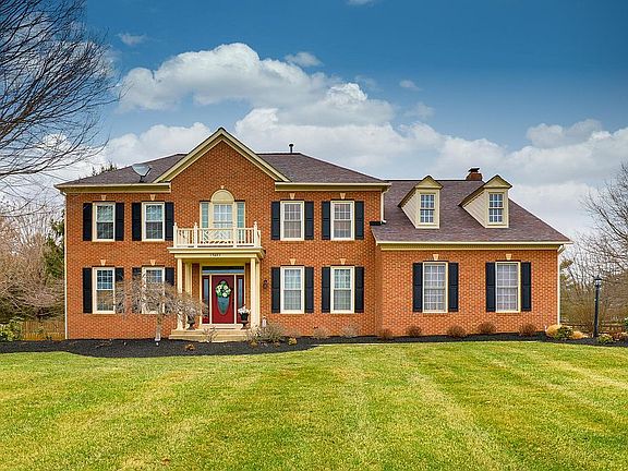 2nd image of 13007 Shaneybrook Cir