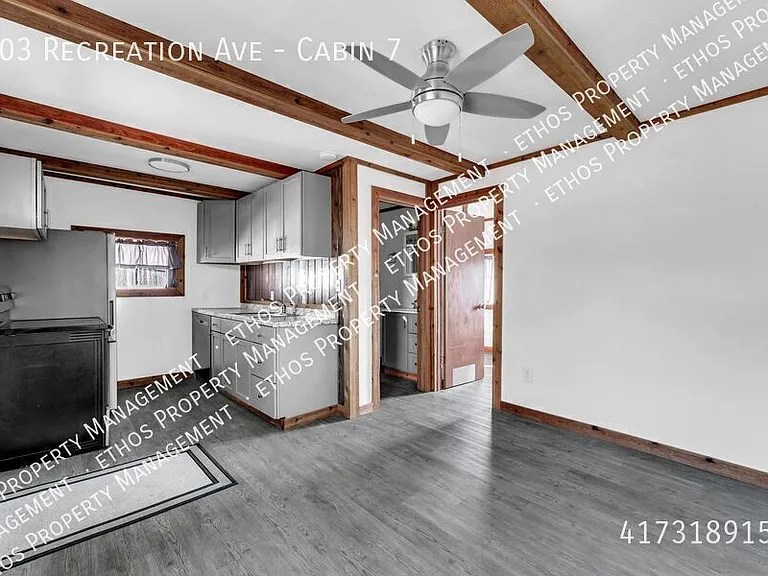 203 Recreation Ave #7 — Photo 6