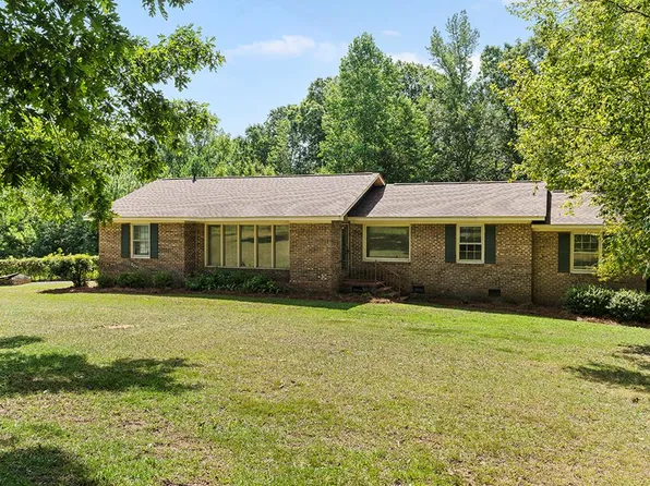 1012 Wingert Rd, Greenwood, SC 29649