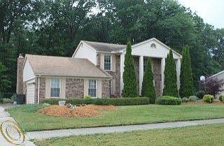 1st image of 12300 Hiawatha Dr