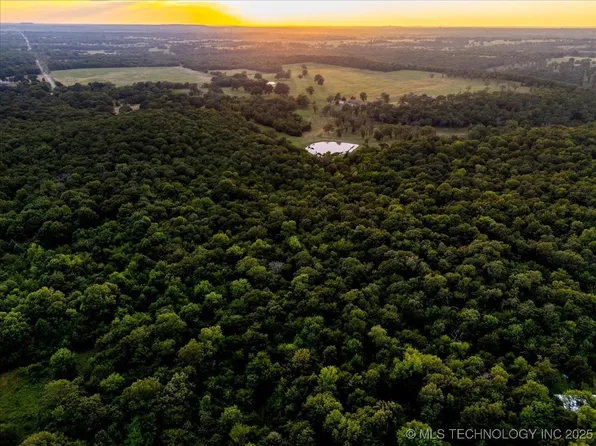 1 E Davis Field Rd, Muskogee, OK 74403