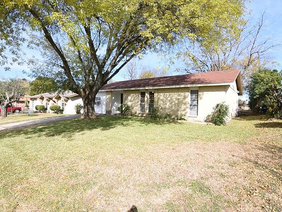 3rd image of 1210 Paseo Del Oro