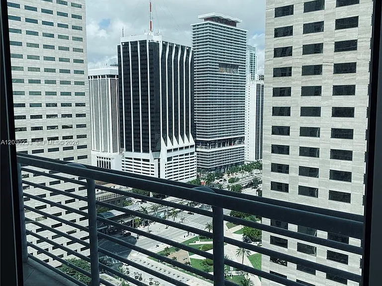 335 Biscayne Blvd #2908 — Photo 12