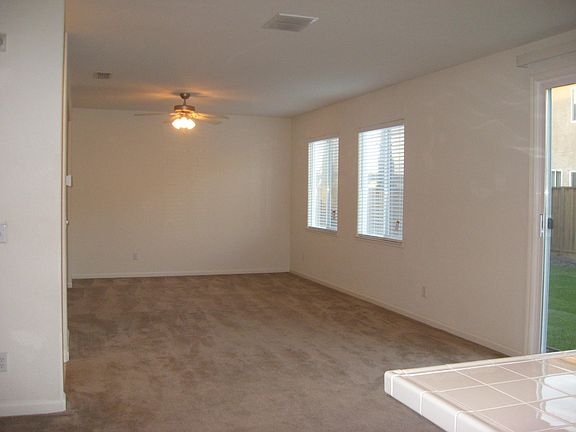 3rd image of 2213 Driftwood Park Dr