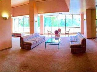 501 SW 3rd St, Hallandale Beach, FL 33009