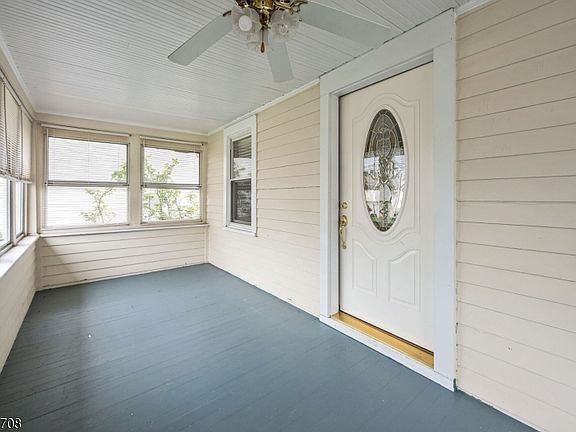 5th image of 20 Catherine Ave