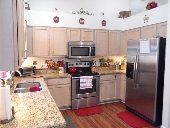 5th image of 4963 Gateway Gardens Dr