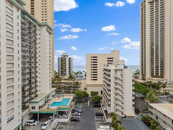 2450 Prince Edward St APT 1201A, Honolulu, HI 96815