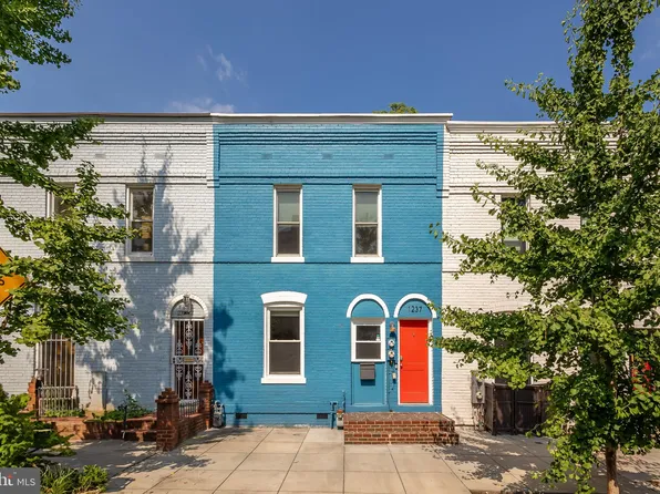1237 Carrollsburg Pl SW, Washington, DC 20024