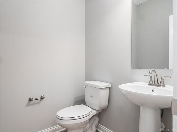 5th image of 104 Hazel Hollow Ct