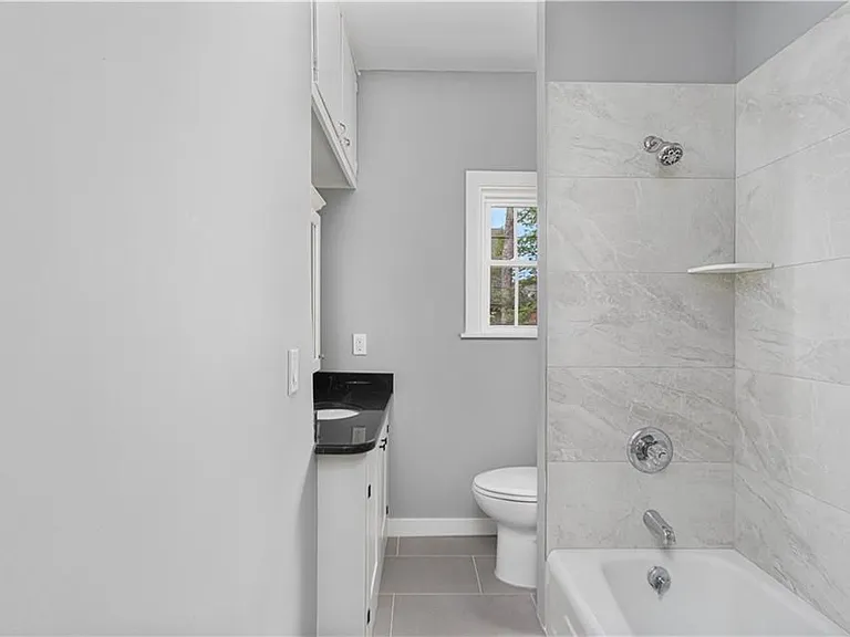 427 Spring St #2 — Photo 9