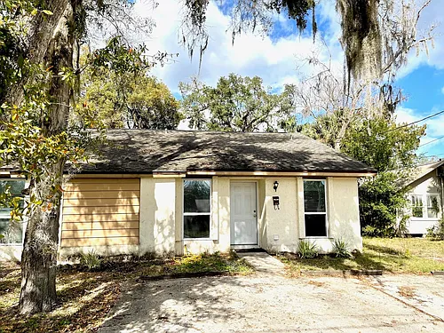 224 Bay St Photo 1