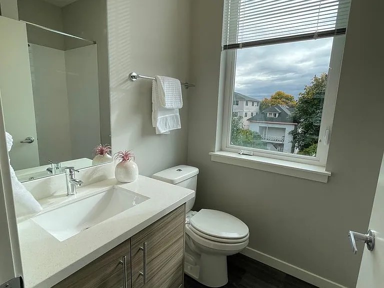 Sylvan Court — Photo 13