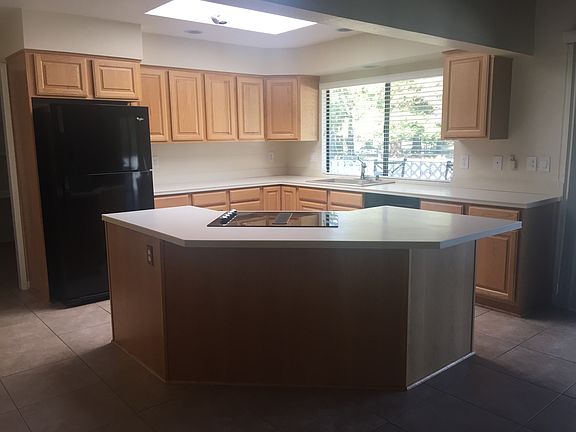 Open kitchen perfect for your inner chef