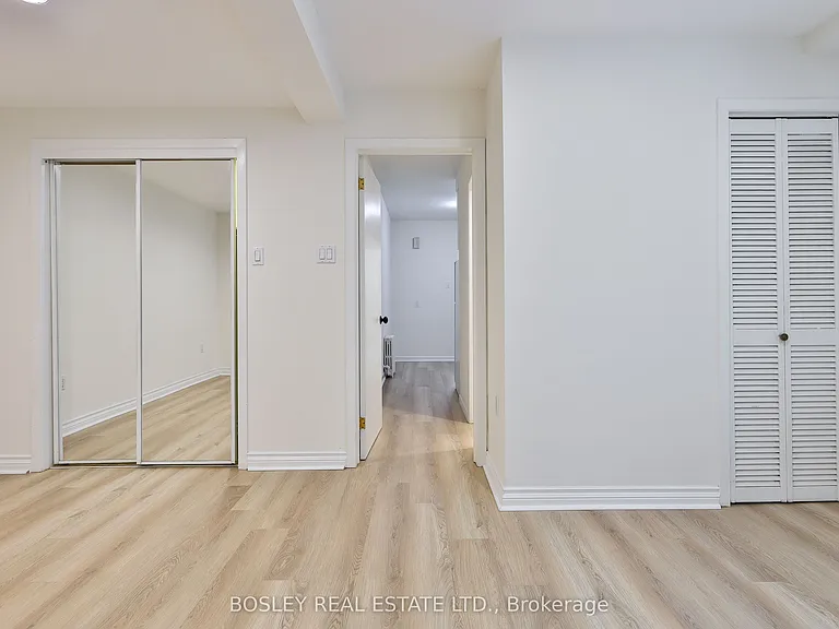 144 Evelyn Ave #LOWER — Photo 8