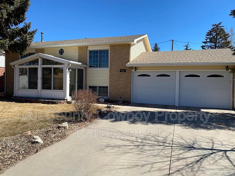 1867 N 13th St, Laramie, WY 82072 Zillow