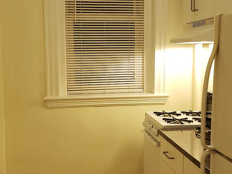 1330 Commonwealth Ave #6 — Photo 14