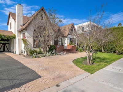 159 N Le Doux Rd, Beverly Hills, CA, 90211