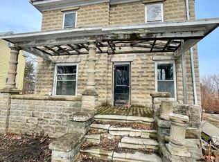 512 E Spruce St, Chatsworth, IL 60921