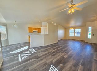 143 Prairie Ln, Fernley, NV 89408