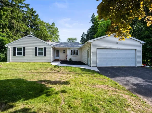 2430 Latta Rd, Rochester, NY 14612