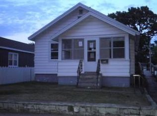 2110 Charles St, La Crosse, WI 54603