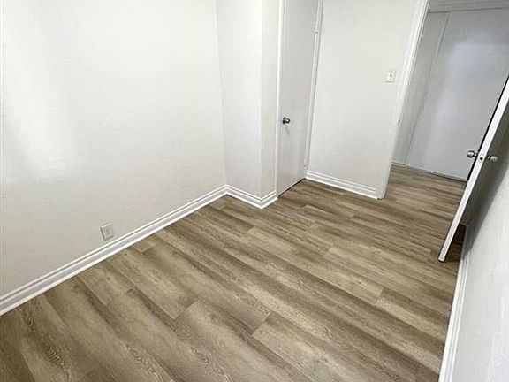 5th image of 1822-1828 E 8th St #1822