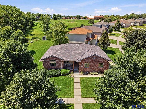 2nd image of 7701 Glynoaks Dr