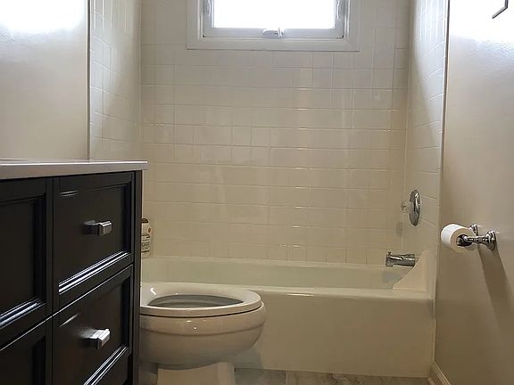 5th image of 6066 Glenhaven Dr