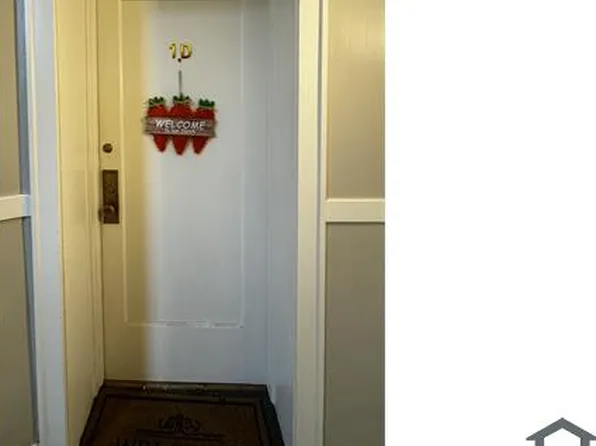 8739 S Racine Ave #1D, Chicago, IL 60620