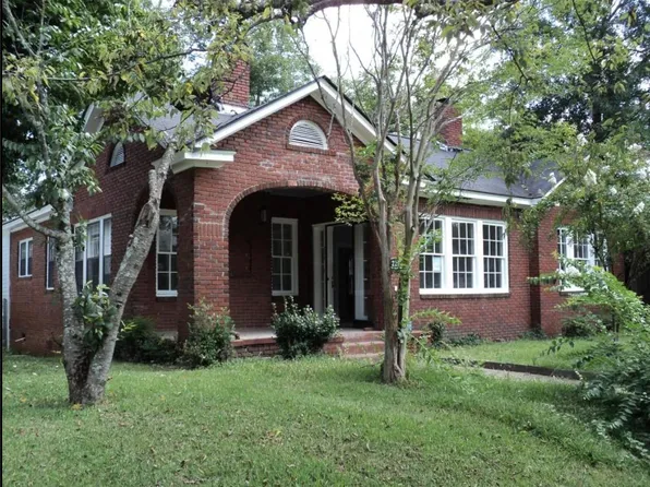 228 Clisby Pl, Macon, GA 31204