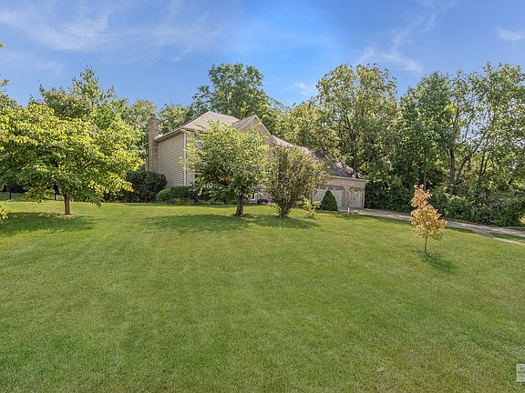 Nice large front yard