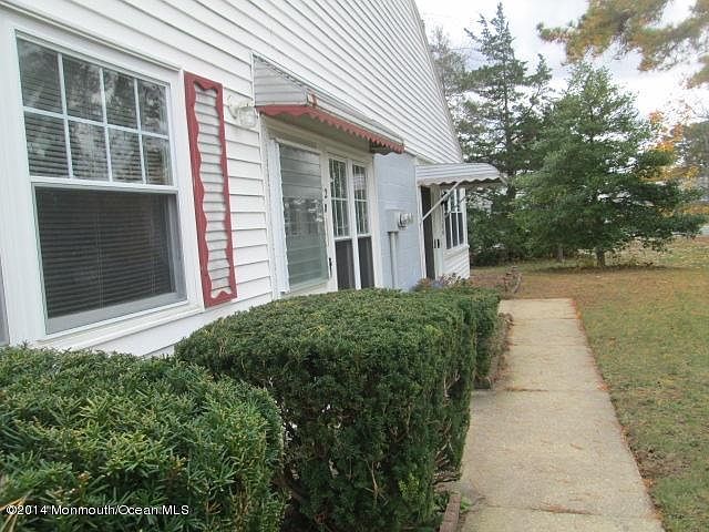1st image of 32 Crestwood Court #B