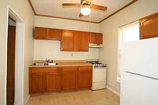 2nd image of 115 W 65th St