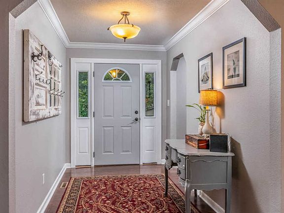 3rd image of 960 Forest Dr SE